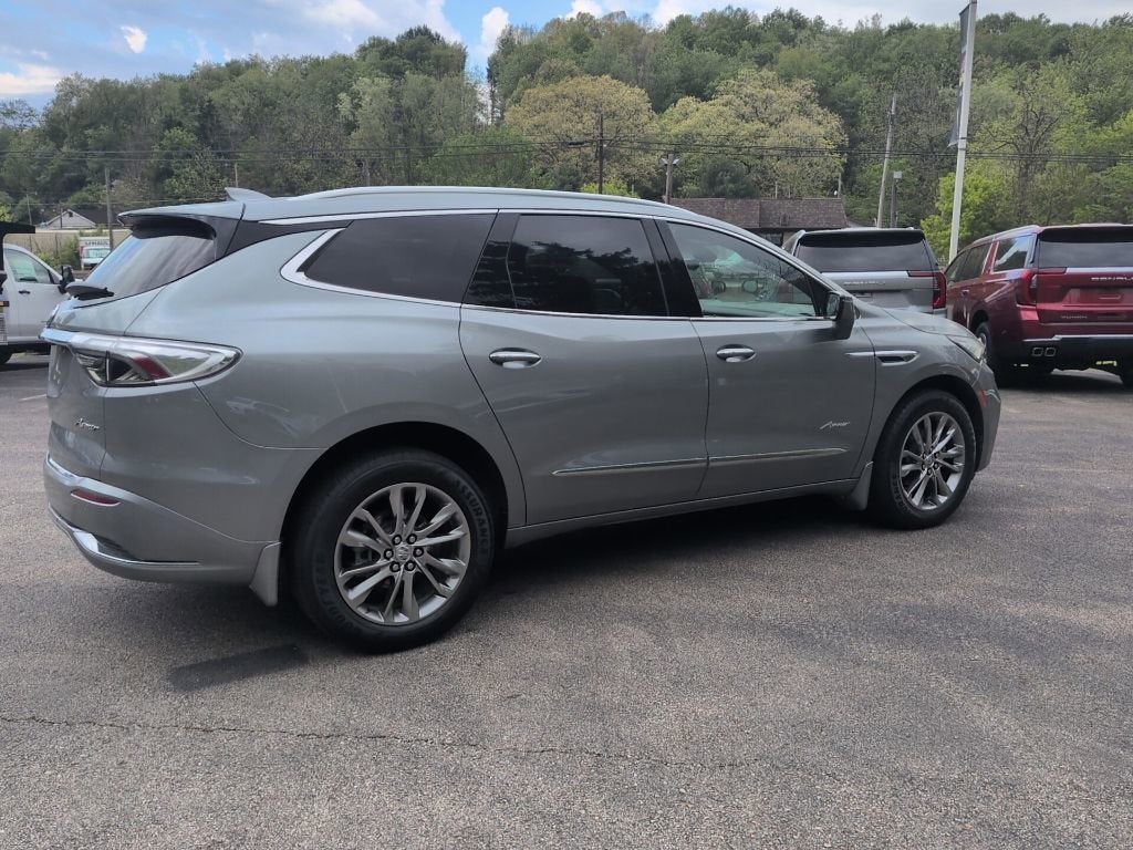 2024 Buick Enclave Avenir