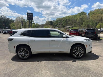 2025 Buick Enclave Avenir