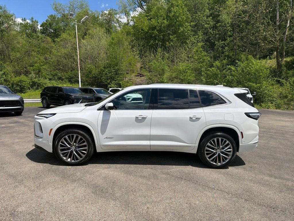 2025 Buick Enclave Avenir