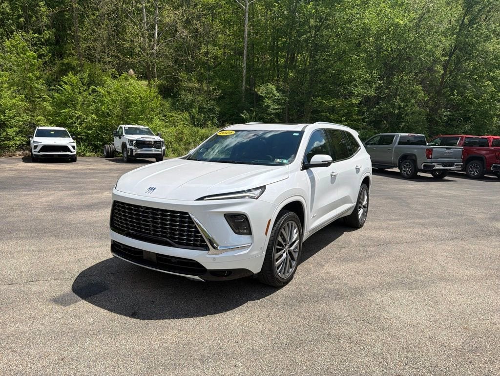 2025 Buick Enclave Avenir