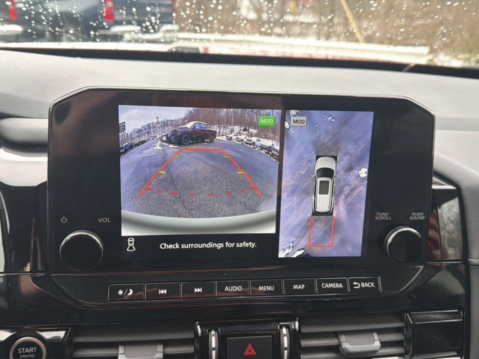 2023 Nissan Pathfinder SL 4WD