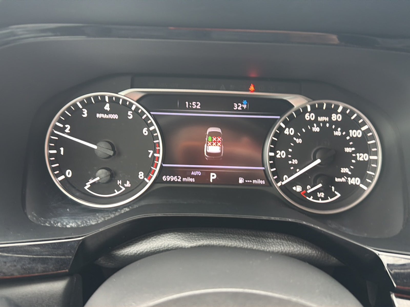 2023 Nissan Pathfinder SL 4WD