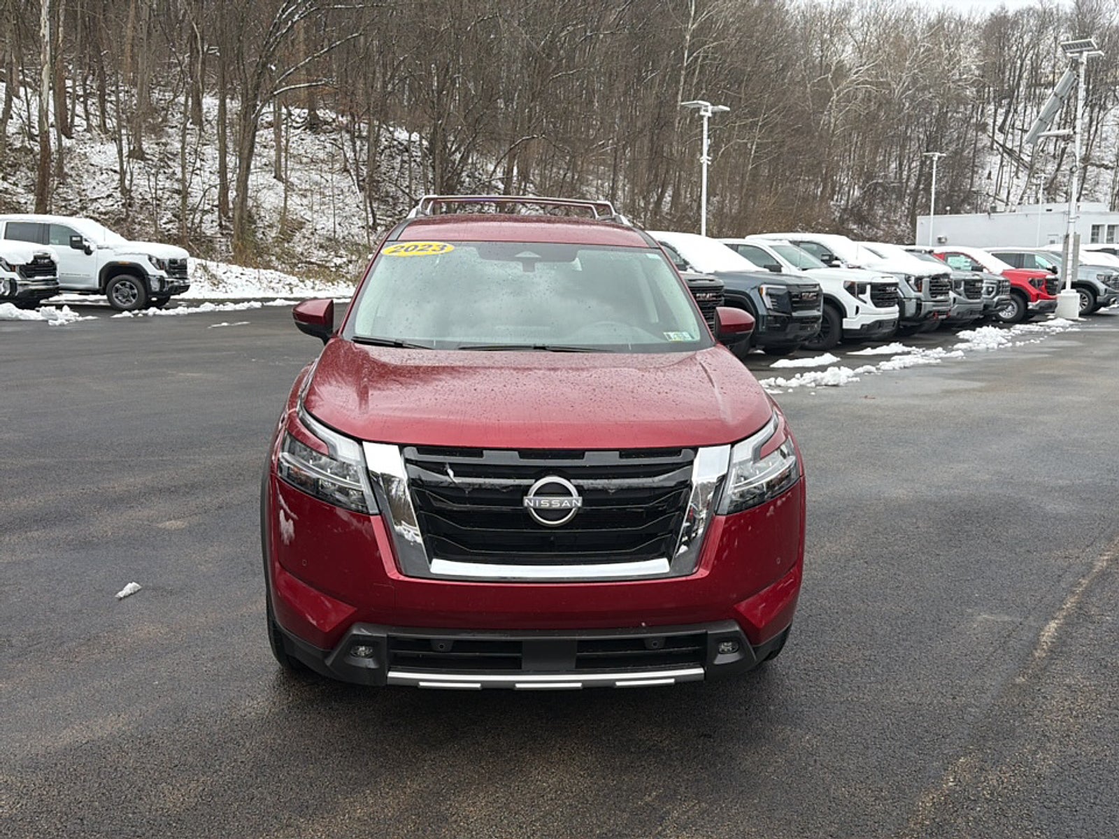 2023 Nissan Pathfinder SL 4WD