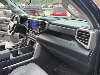 2024 Toyota Tundra 4WD SR5