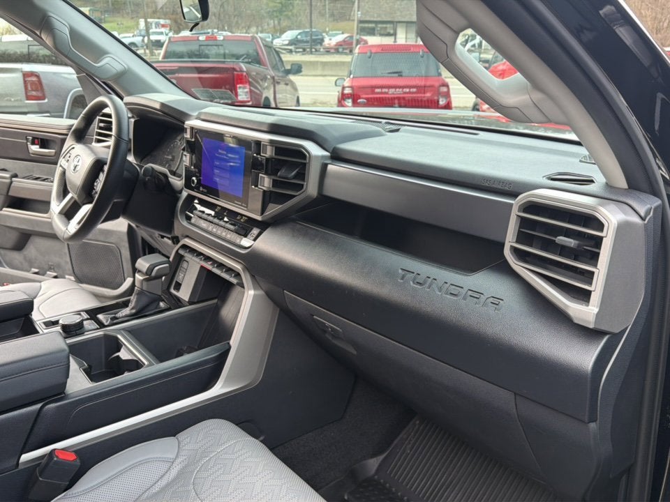 2024 Toyota Tundra 4WD SR5