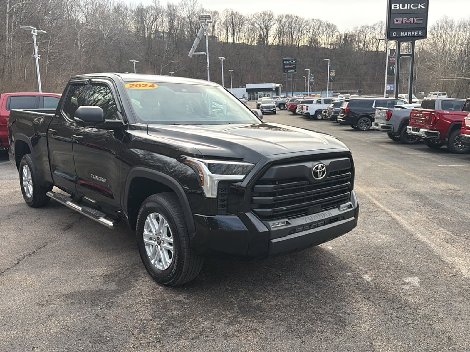 2024 Toyota Tundra 4WD SR5