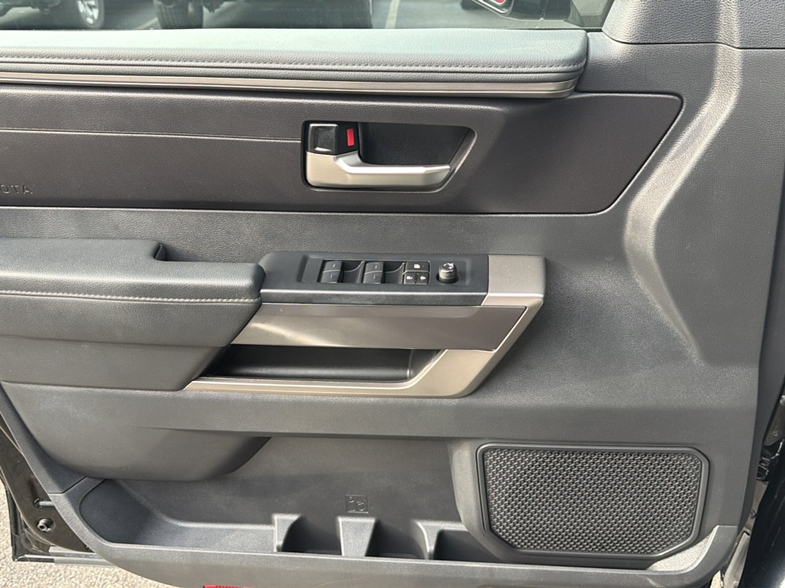 2024 Toyota Tundra 4WD SR5