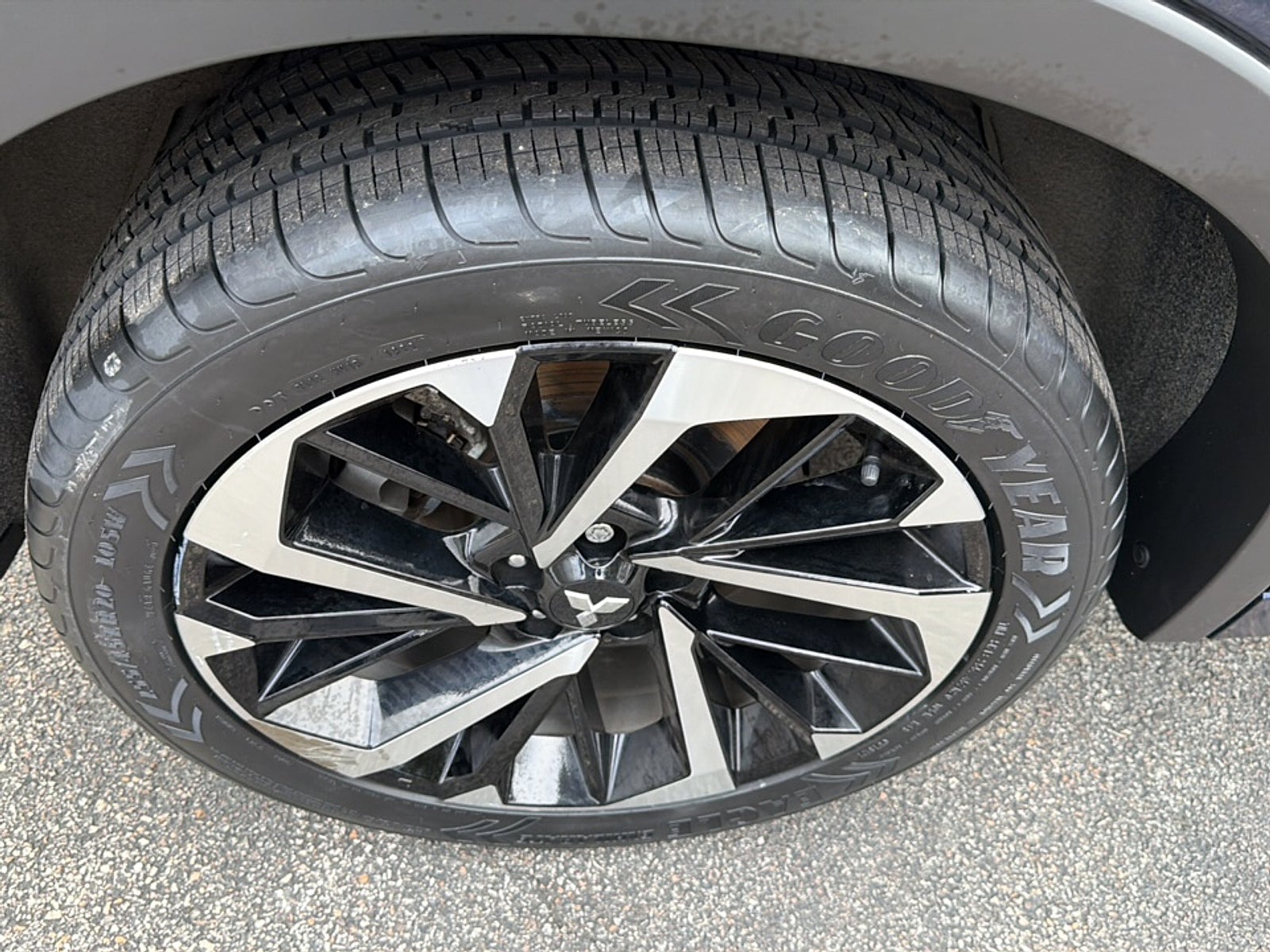 2023 Mitsubishi Outlander PHEV SEL S-AWC