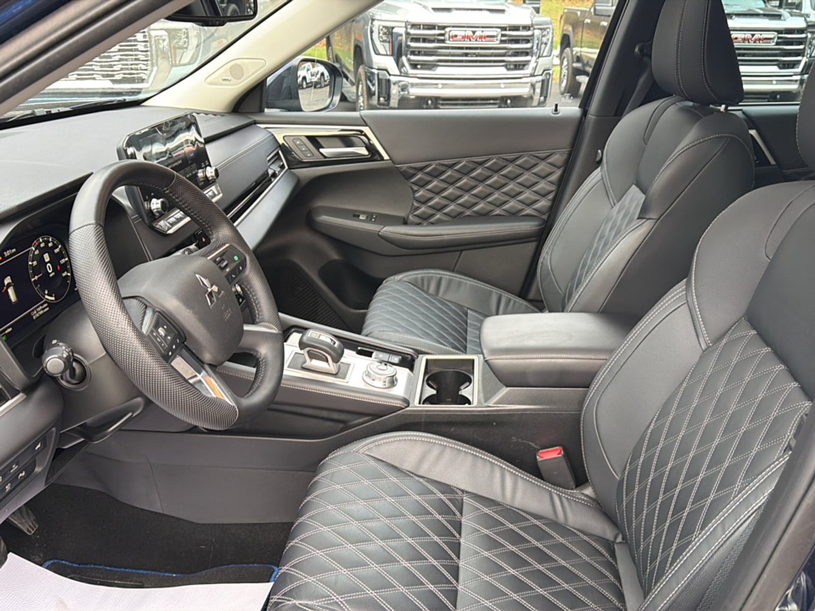 2023 Mitsubishi Outlander PHEV SEL S-AWC