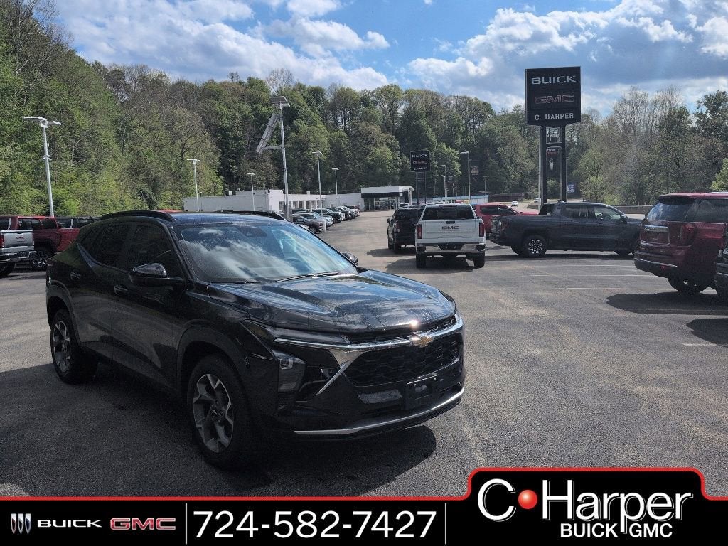 2025 Chevrolet Trax LT