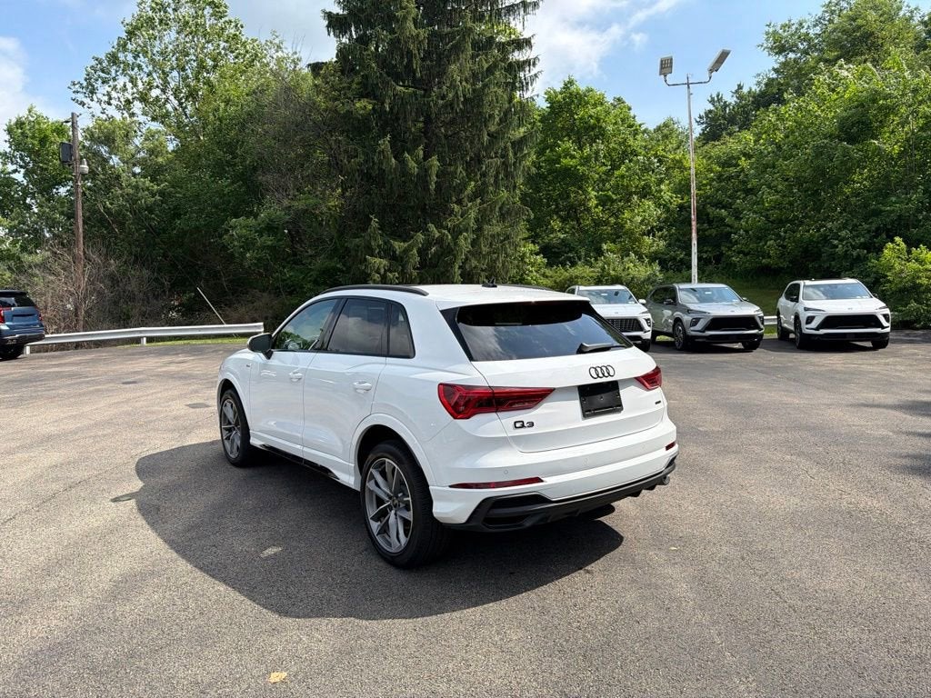 2025 Audi Q3 Premium 45 TFSI S line quattro Tiptronic