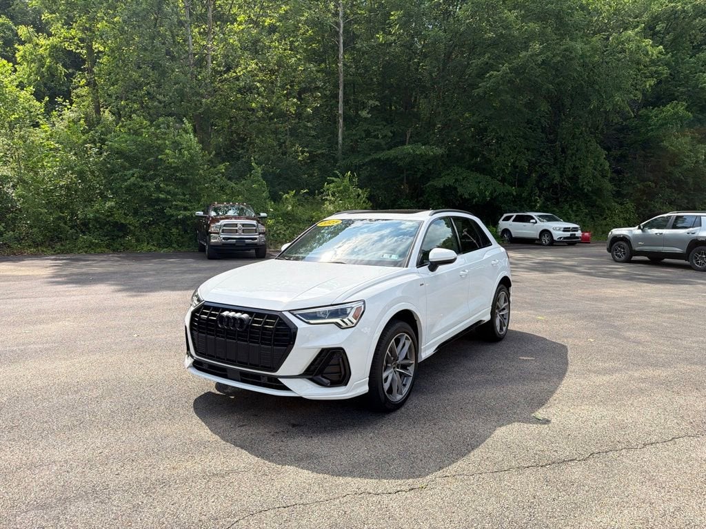 2025 Audi Q3 Premium 45 TFSI S line quattro Tiptronic