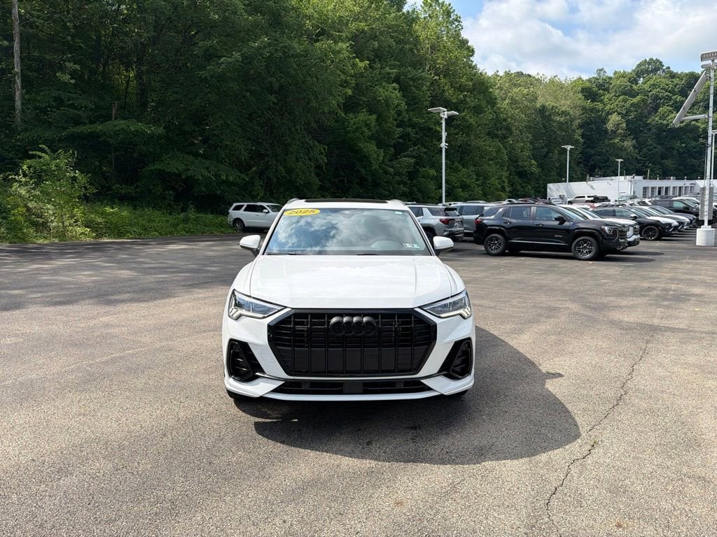 2025 Audi Q3 Premium 45 TFSI S line quattro Tiptronic
