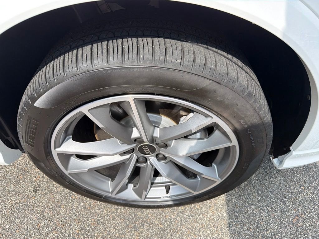 2025 Audi Q3 Premium 45 TFSI S line quattro Tiptronic