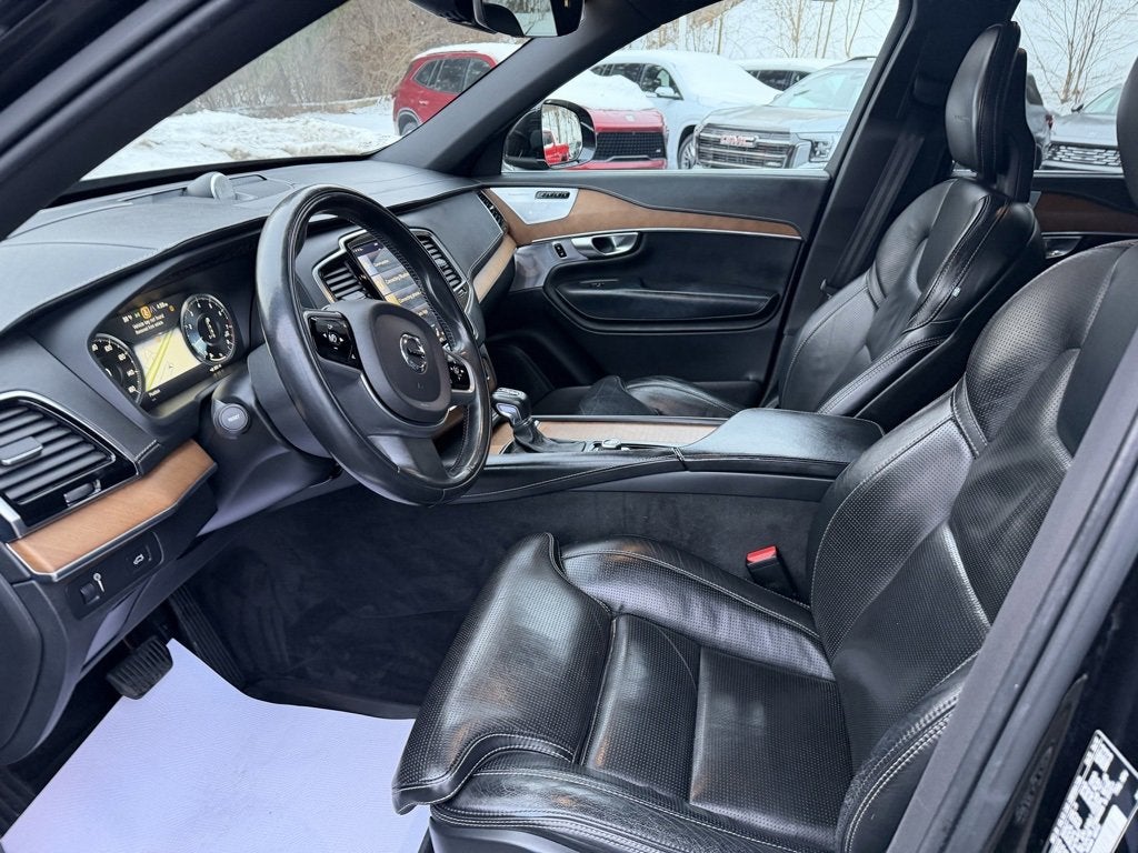 2017 Volvo XC90 T6 Inscription