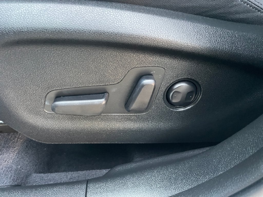 2020 Kia Sorento S