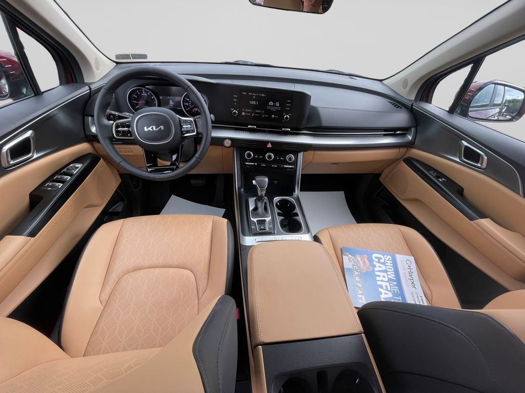 2024 Kia Carnival LX
