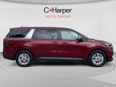 2024 Kia Carnival LX