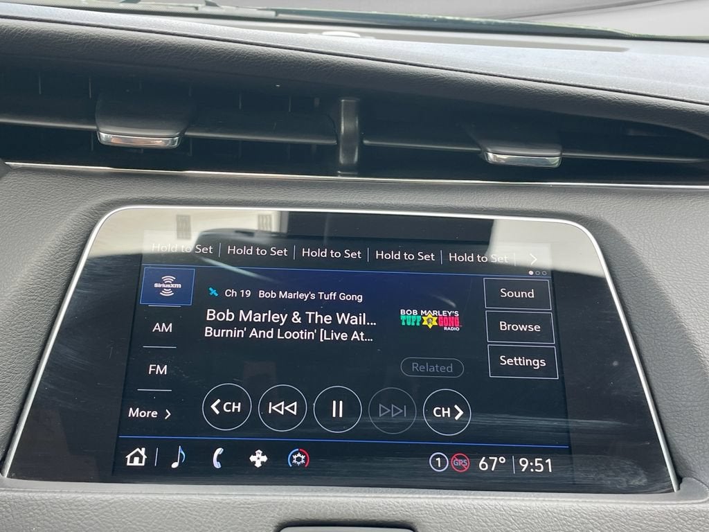 2023 Cadillac XT4 Premium Luxury