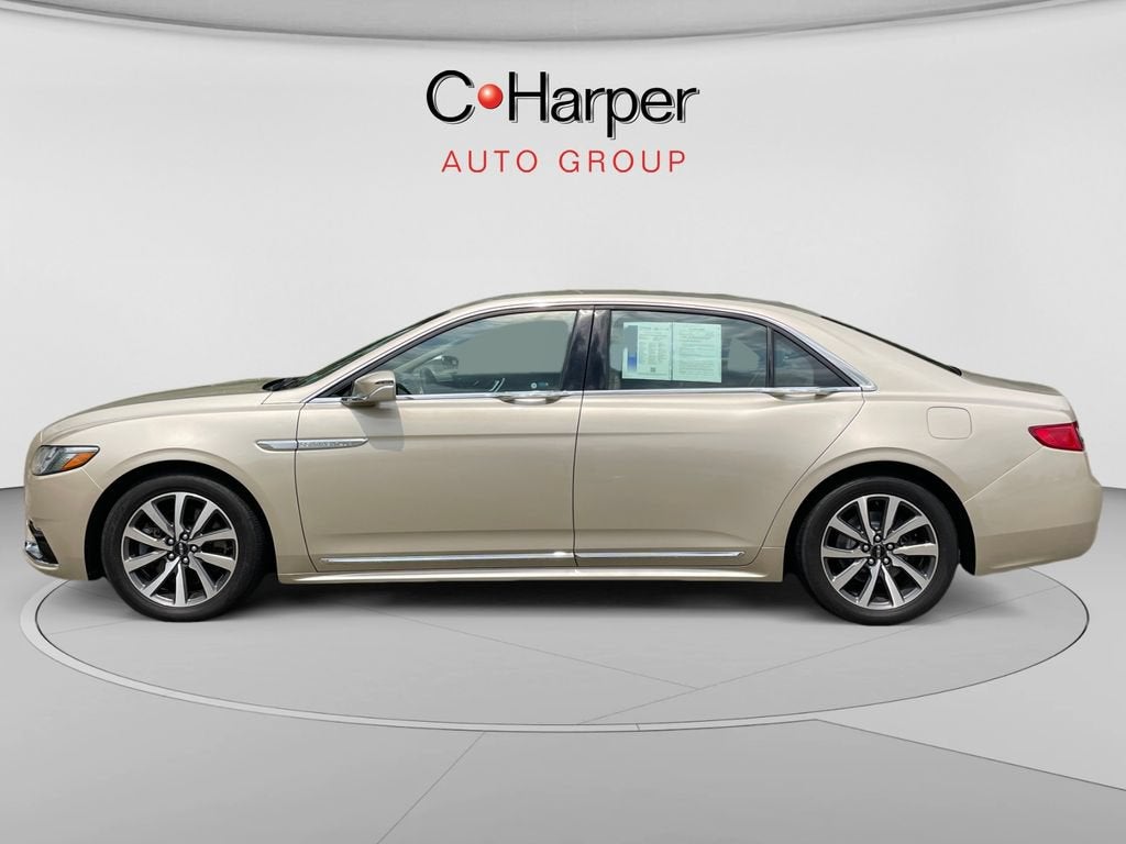 2017 Lincoln Continental Premiere