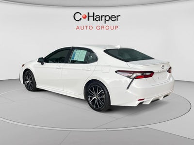 2022 Toyota Camry SE AWD