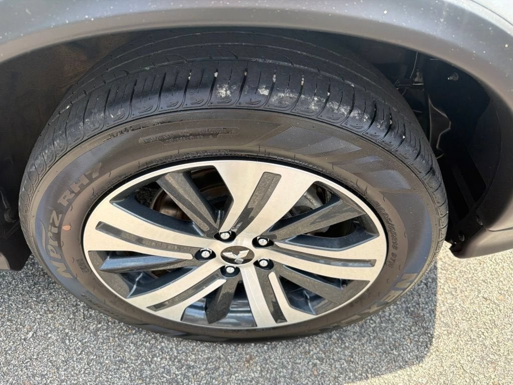 2025 Mitsubishi Outlander Sport S