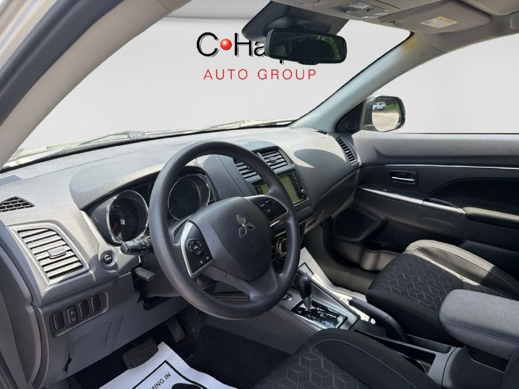 2025 Mitsubishi Outlander Sport S