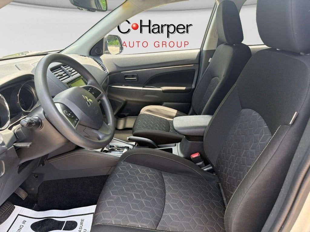 2025 Mitsubishi Outlander Sport S